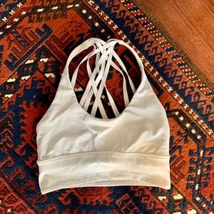 Lululemon size 4 Free to Be Moved Sportsbra